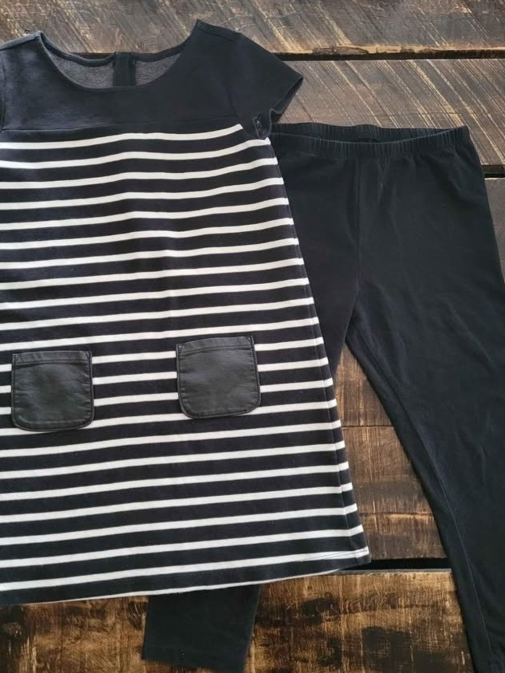 Kids Gymboree Black & White Striped Pajama Set - Short Sleeve Top & Leggings